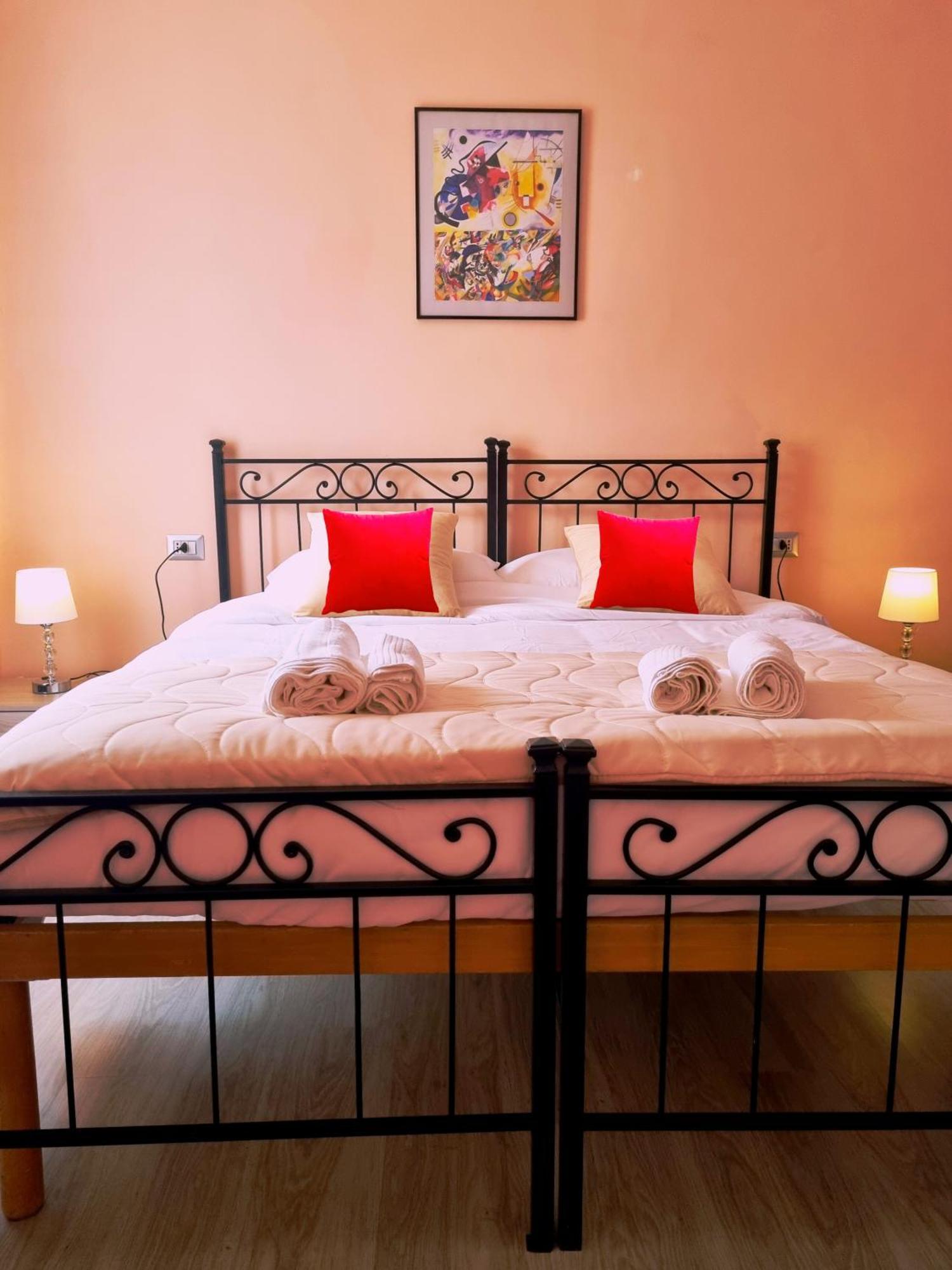 Отель Sweet Dream Пассиньяно-суль-Тразимено Экстерьер фото